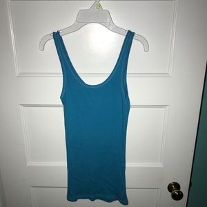 Hollister Tank!
